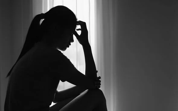 10〜15人の武装集団が自宅に押し入り女子生徒拉致・集団強姦、3人逮捕も7人逃亡中