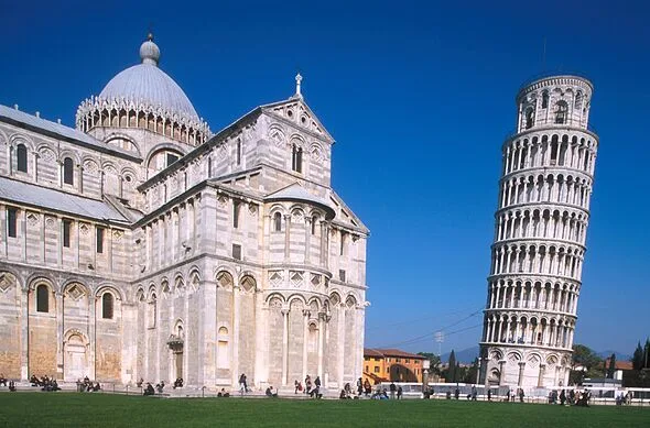 またもイタリア揺れる…ピサで震度4.3、観光客パニックも斜塔は無傷