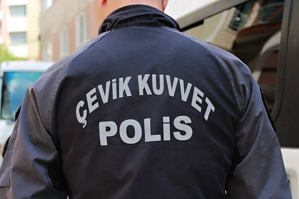 妊婦が3階から転落死、夫が逮捕 トルコで相次ぐ女性殺害に懸念